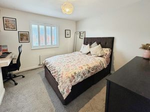 Photo 8- click for photo gallery